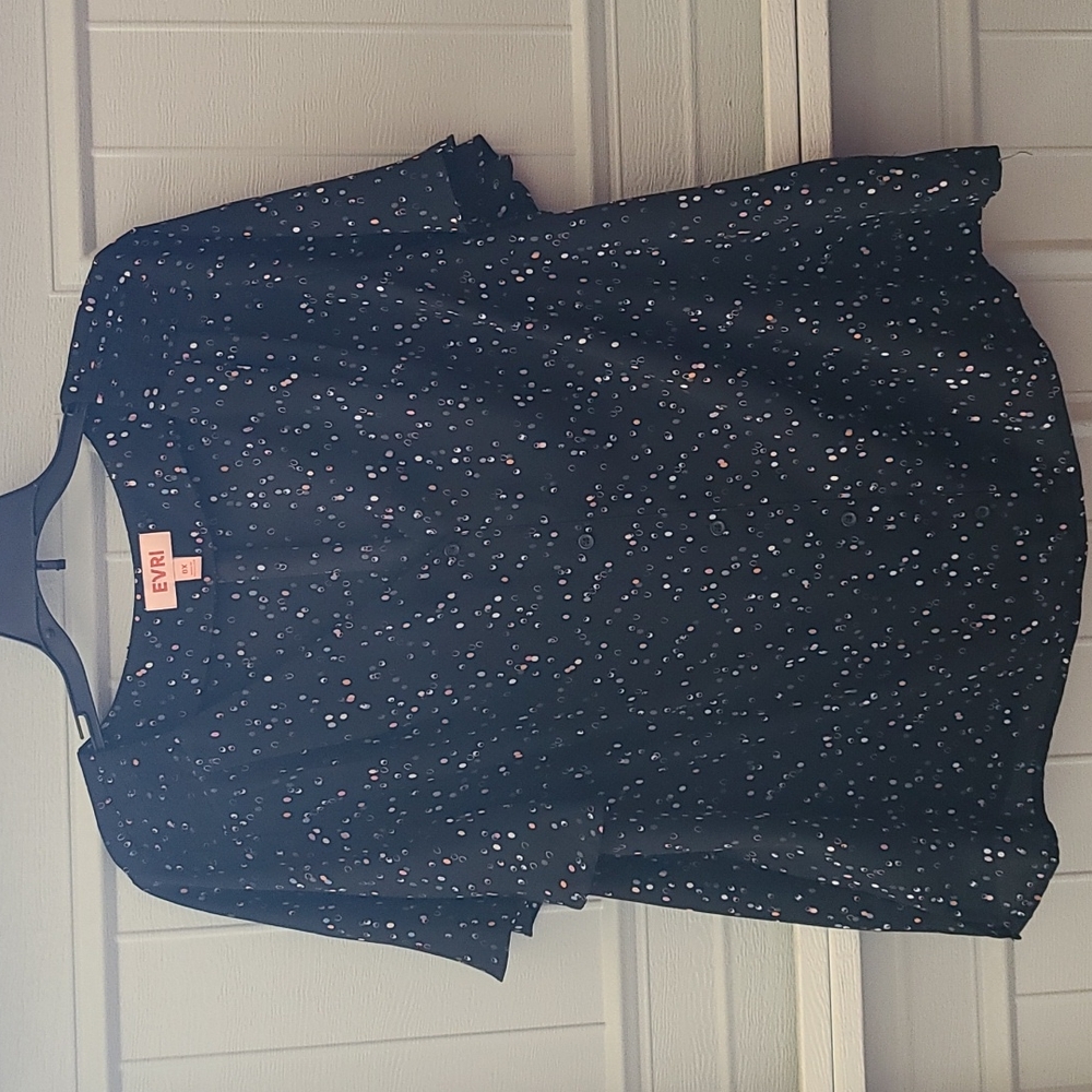 Evri 0x black shirt sleeve blouse